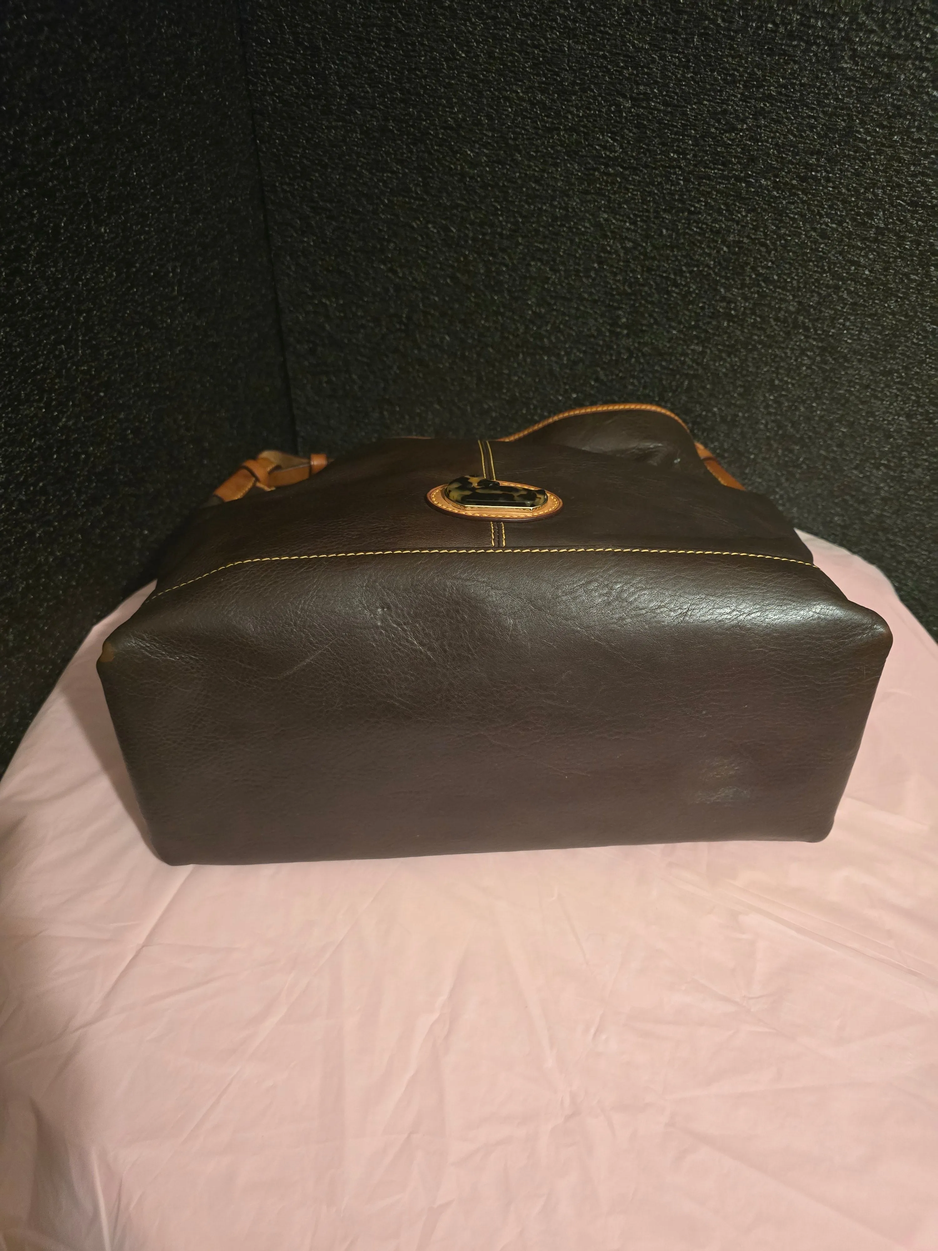 Dooney Bourke Italian Leather Large Hobo Shoulderbag Carryall with Match Wallet
