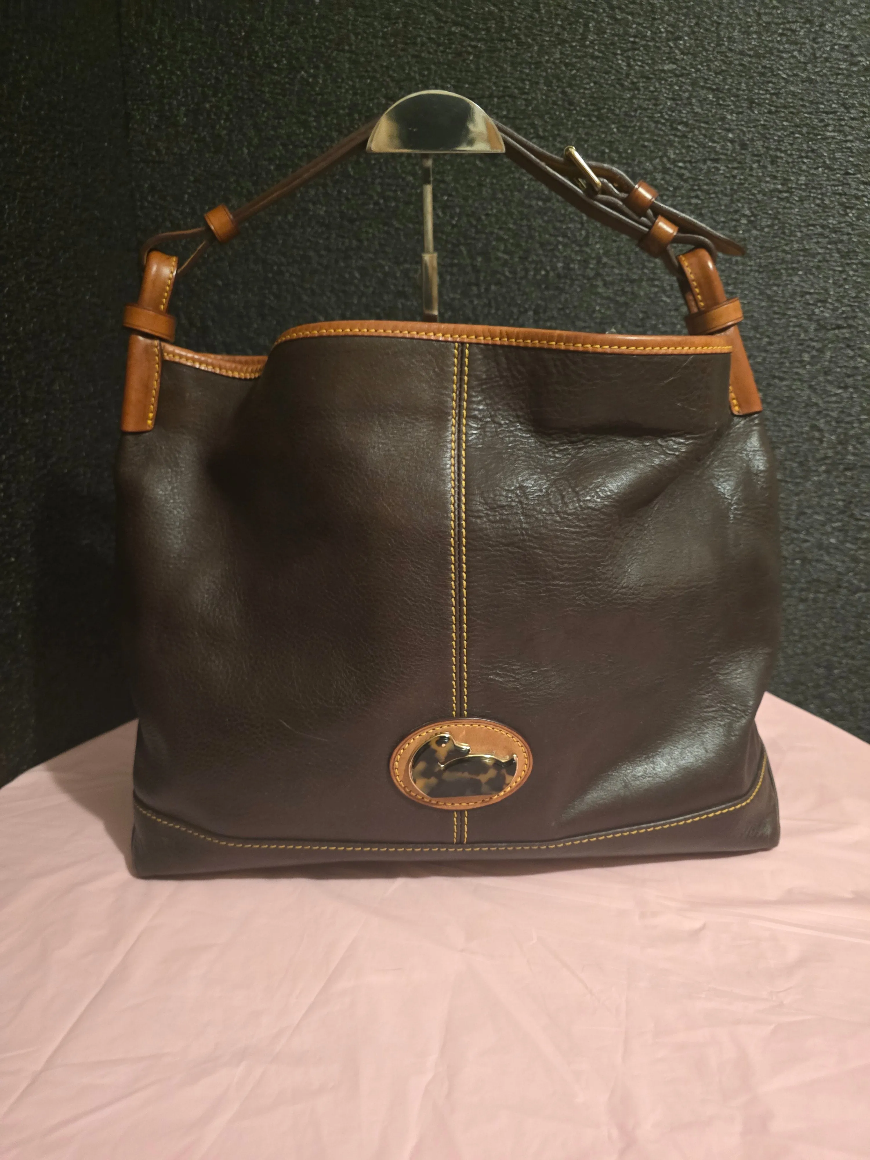 Dooney Bourke Italian Leather Large Hobo Shoulderbag Carryall with Match Wallet