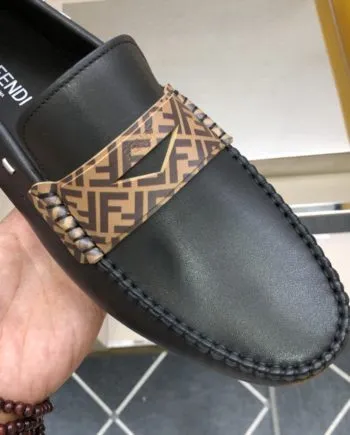Feni Force Black Loafers For Men 7D1473