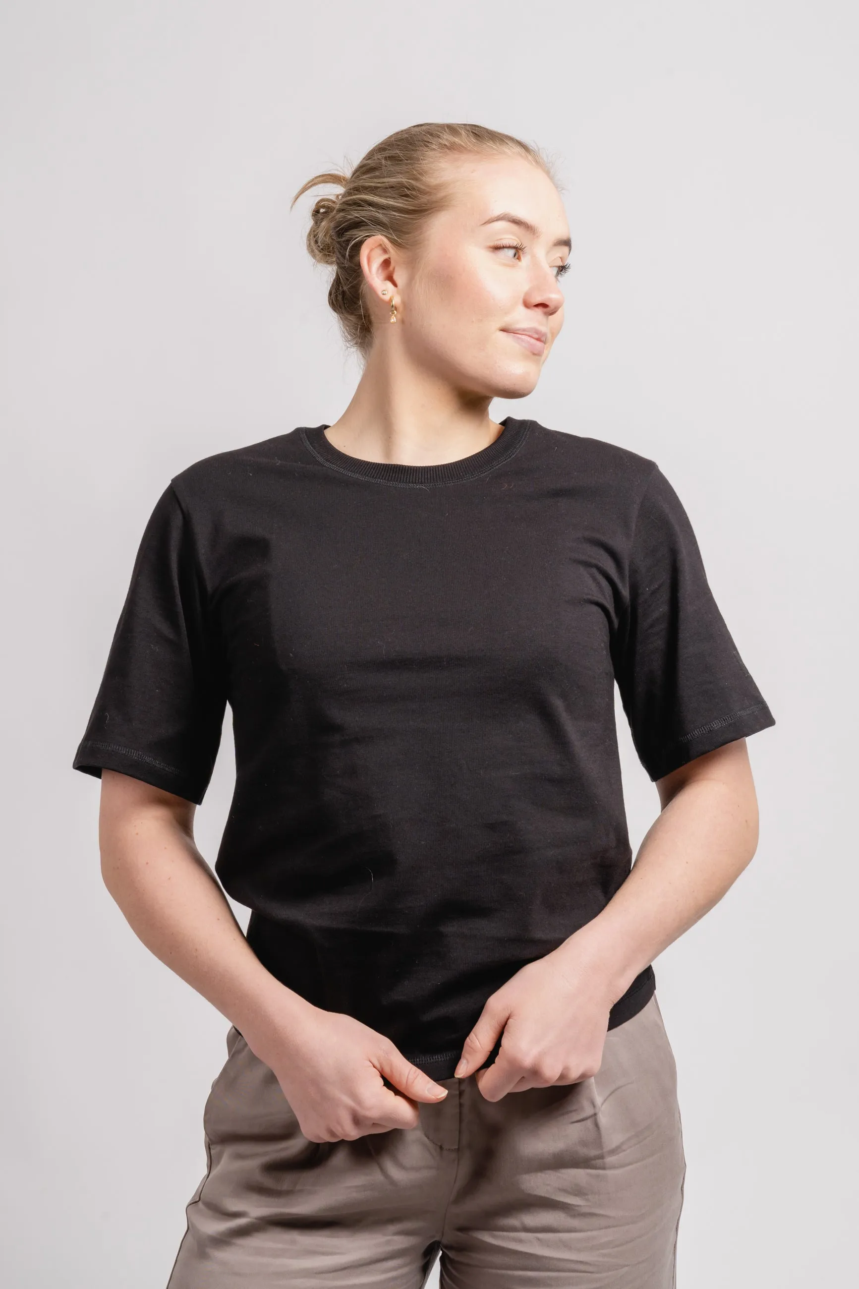 Hedil - Black