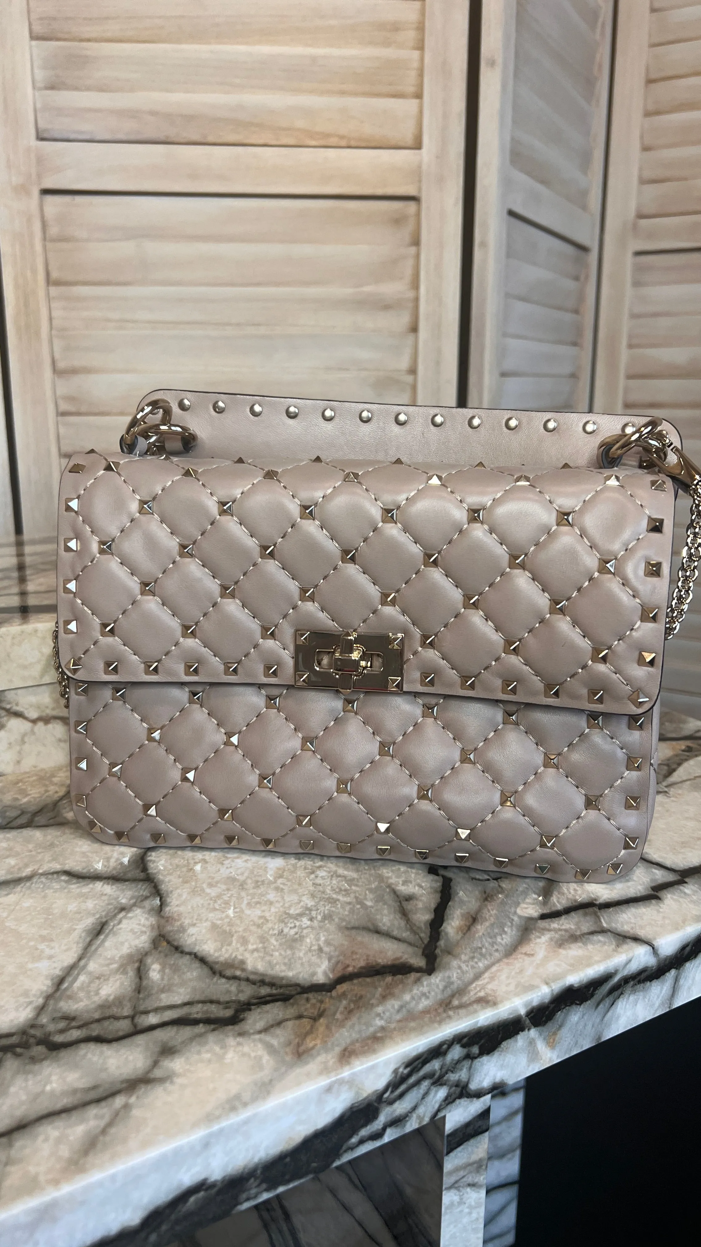 Lambskin Medium Rockstud Spike Shoulder Bag Poudre - Valentino