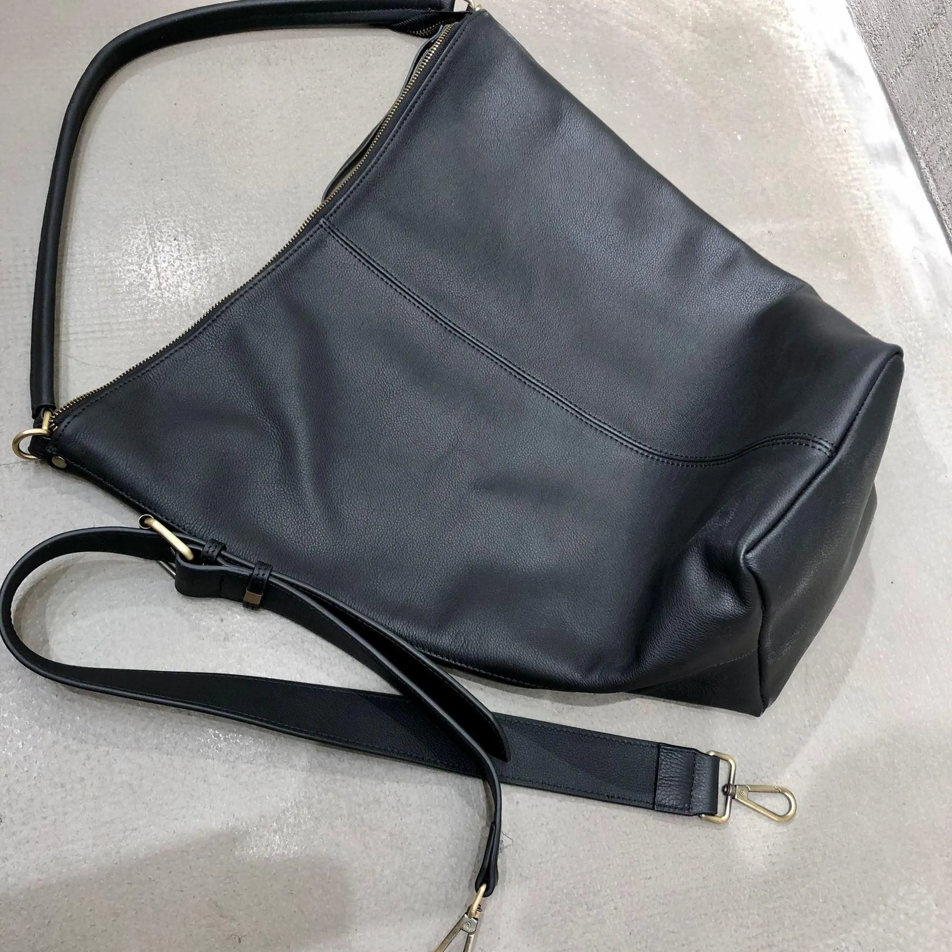 Oversized bag Large leather tote bag | Every Day Bag | Women leather bag Slouchy Crossbody Bag, Black Handbag for Women Soft Leather Bag