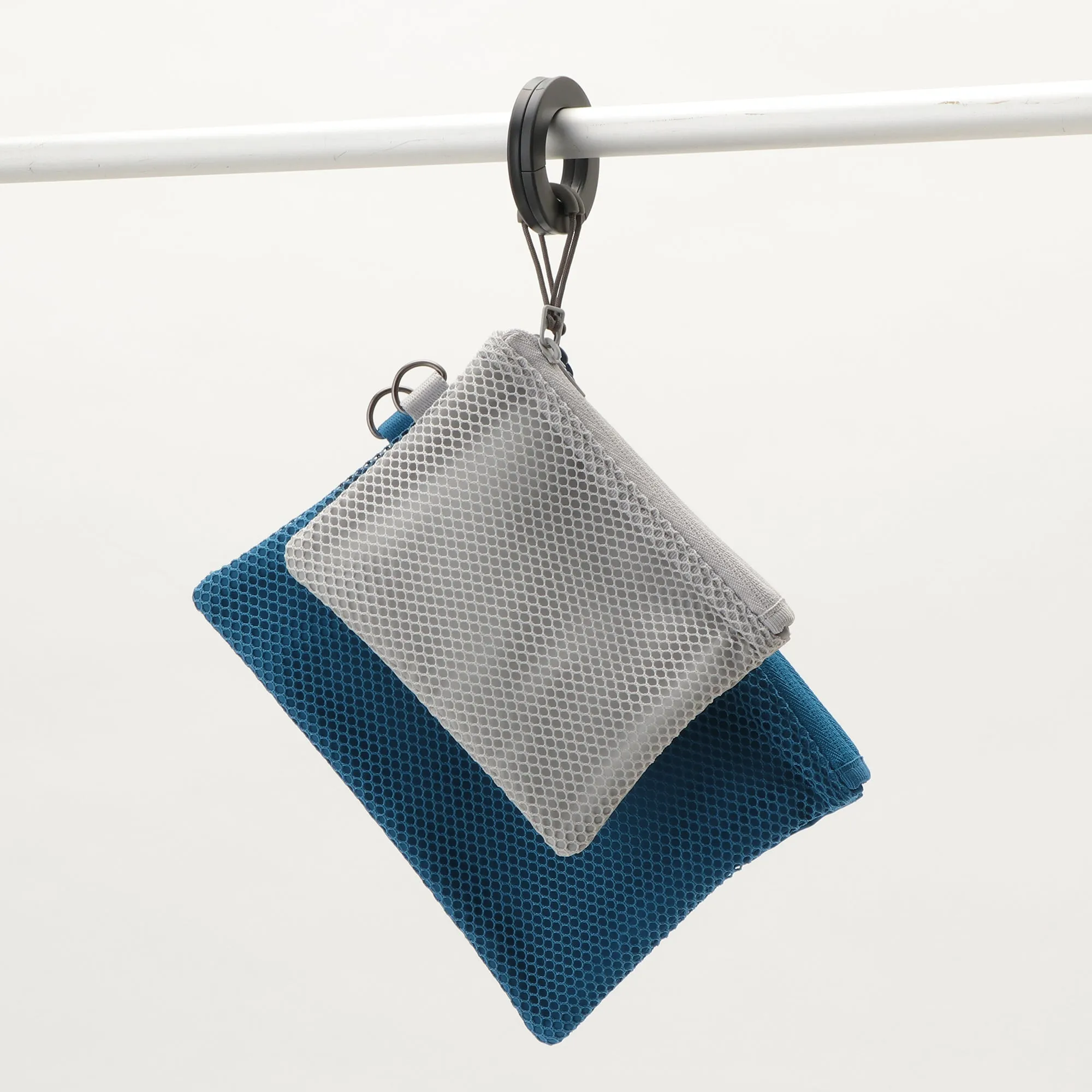 S-Shaped Hook Hanger