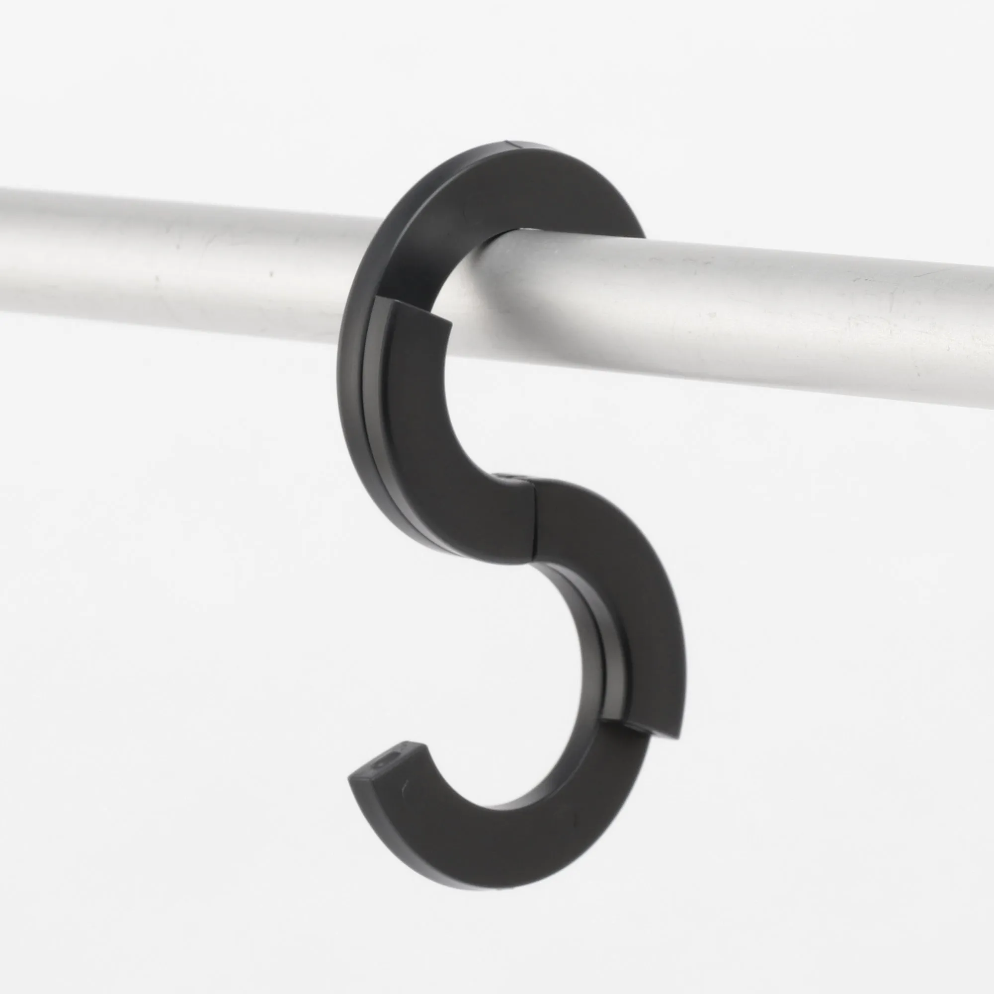 S-Shaped Hook Hanger