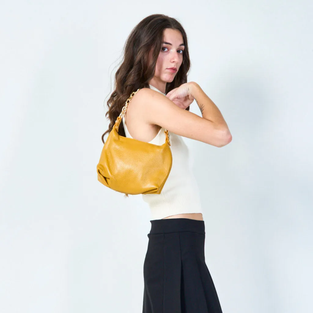 Stylish chain strap shoulder bag wholesale